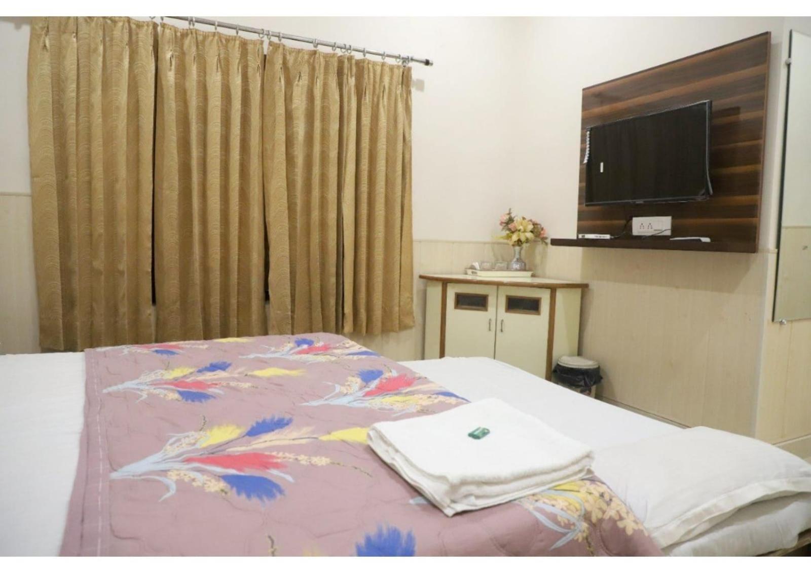 Rk Lodge อัมริตสา ภายนอก รูปภาพ
